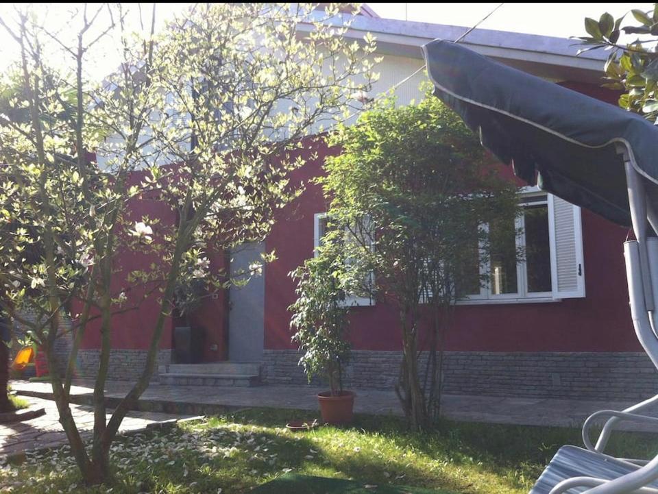Appartamento In Villa Sulle Colline Di Torino Екстериор снимка