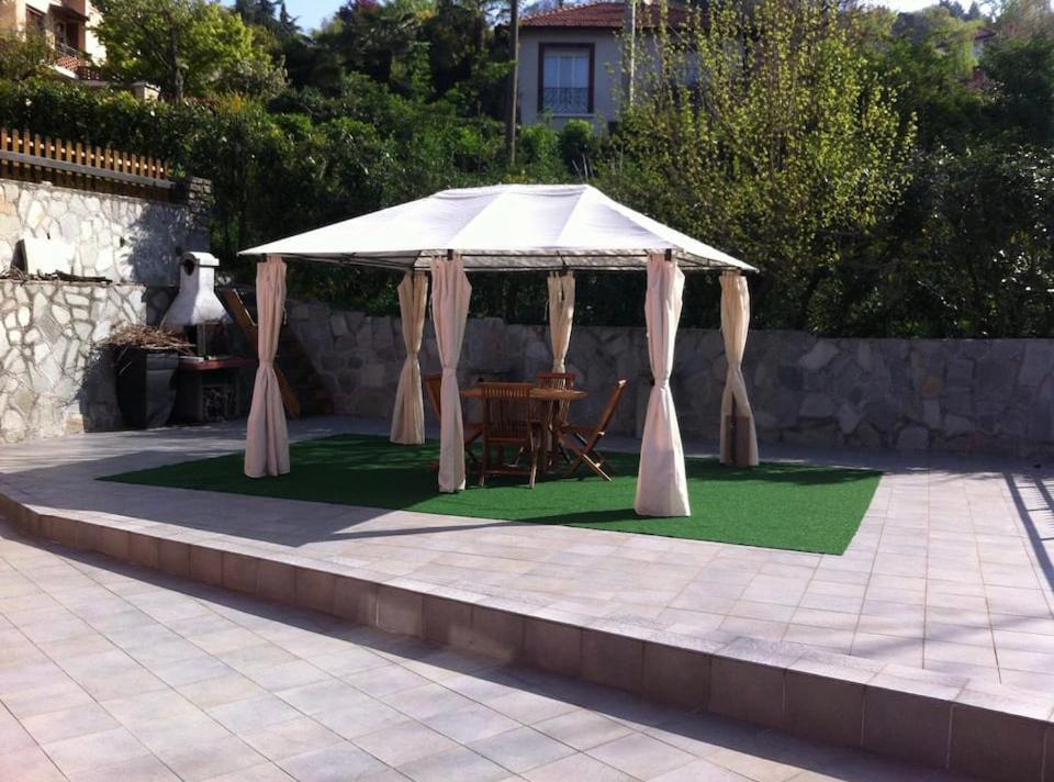 Appartamento In Villa Sulle Colline Di Torino Екстериор снимка